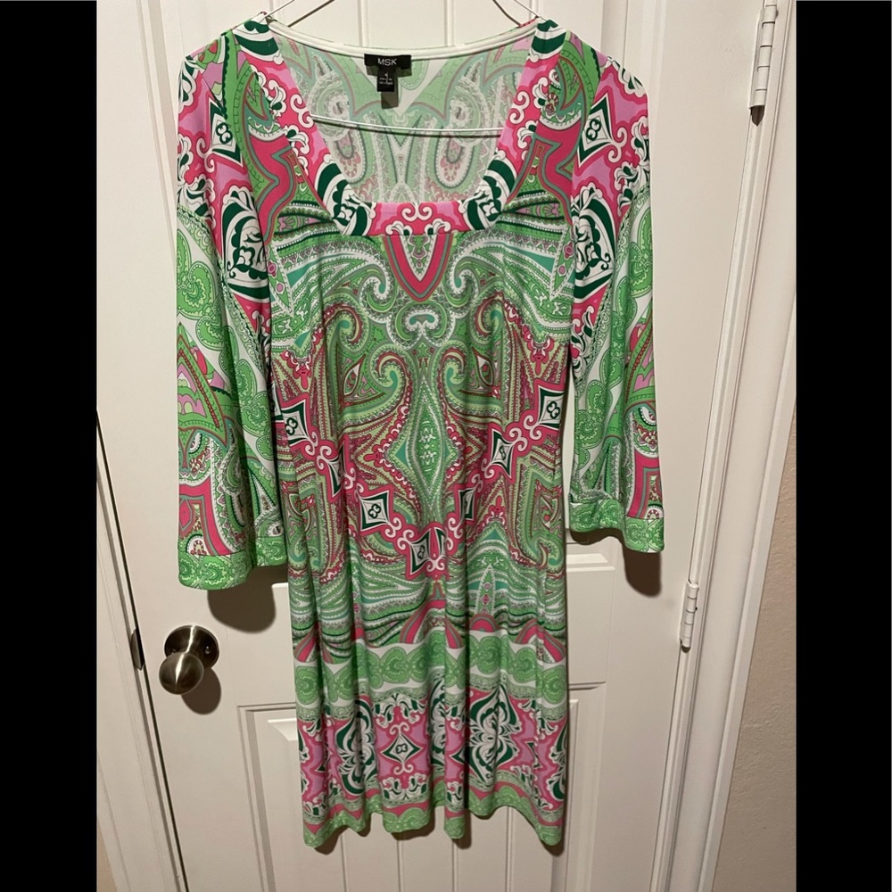 Pink/green 3/4 sleeve dress